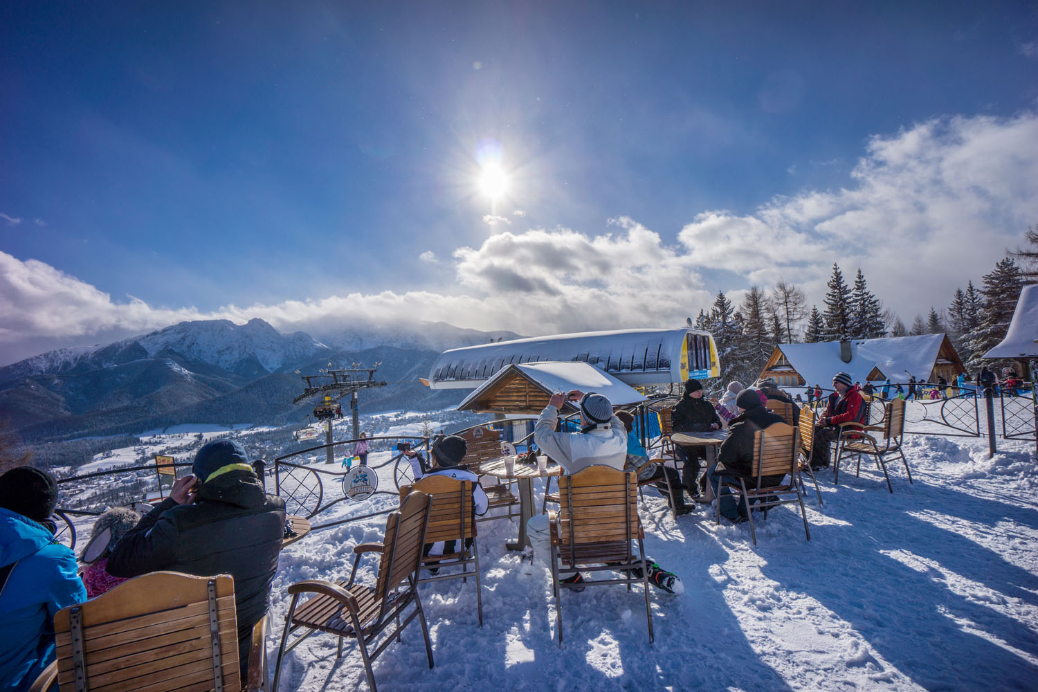 szymoszkowa, ski, wyciagi, stacja narciarska,